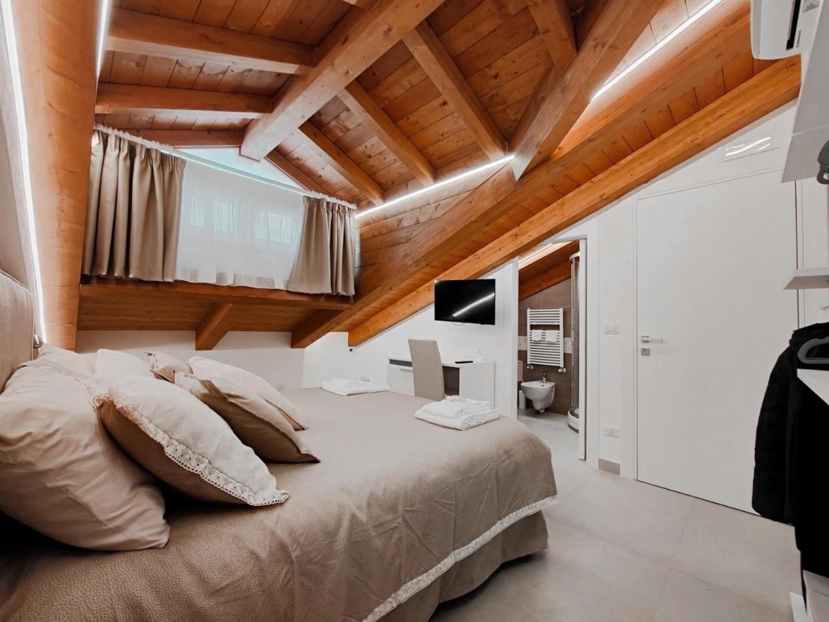 Interno7 Rooms Кастеламаре ди Стабия Екстериор снимка