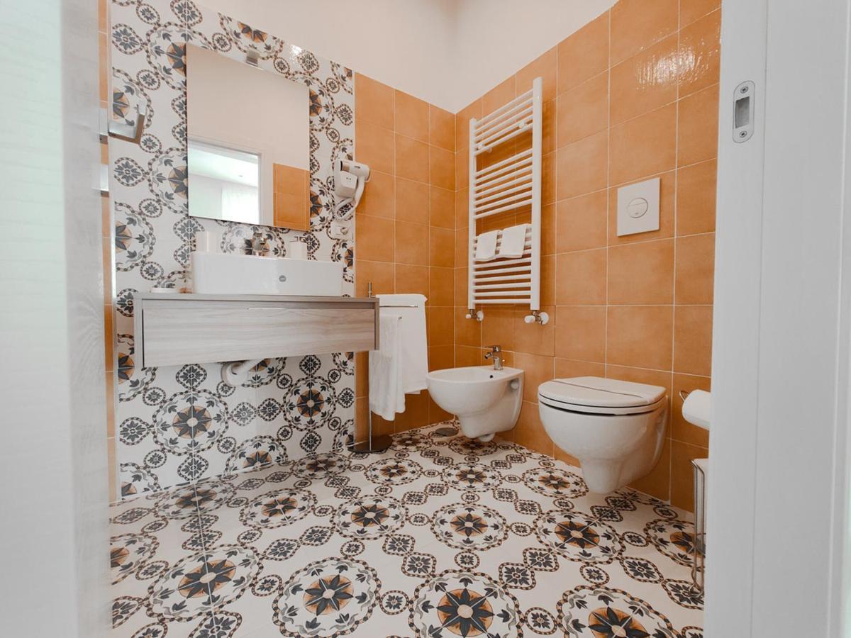 Interno7 Rooms Кастеламаре ди Стабия Екстериор снимка